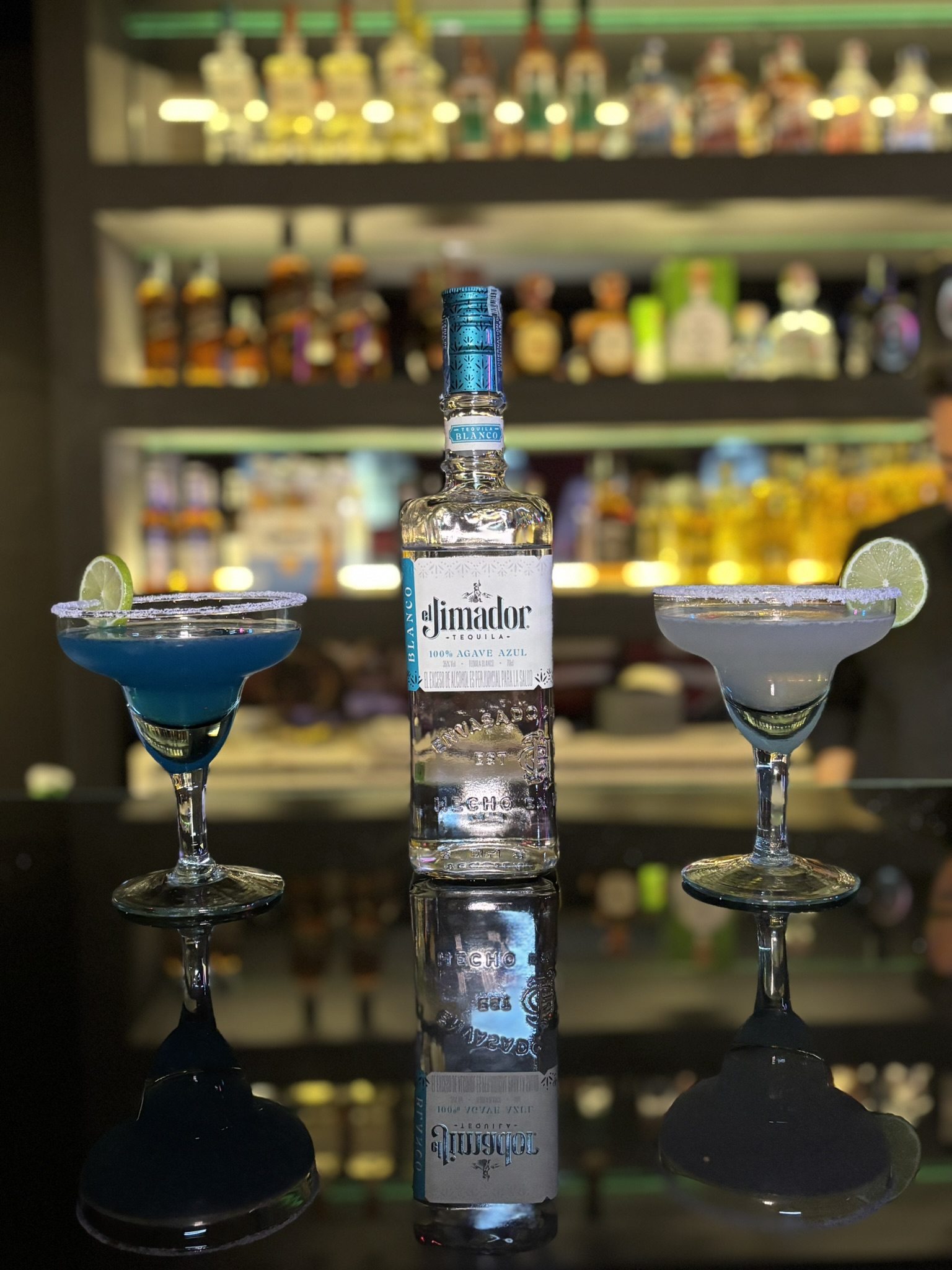 Cocteles MAMBO